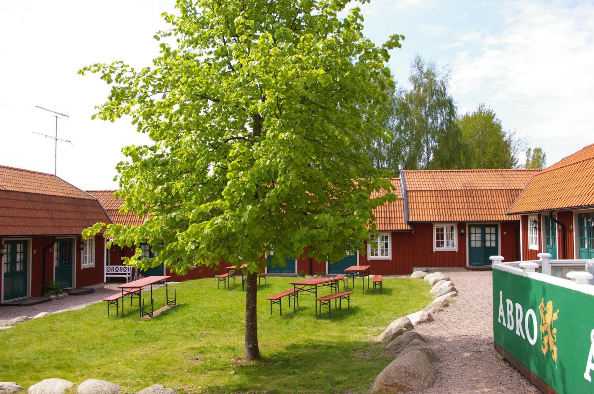Oxgarden Hotel Vimmerby Exterior photo